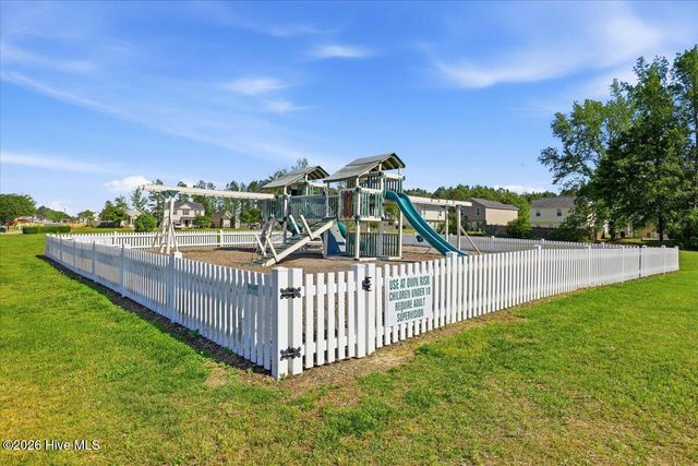 6901 Pebble Brook Way, Rocky Mount, NC 27804