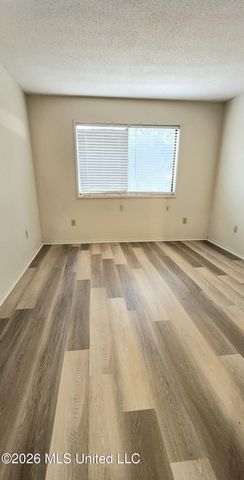 828 Oakleigh Avenue, 16, Gulfport, MS 39507