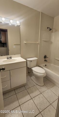 828 Oakleigh Avenue, 16, Gulfport, MS 39507