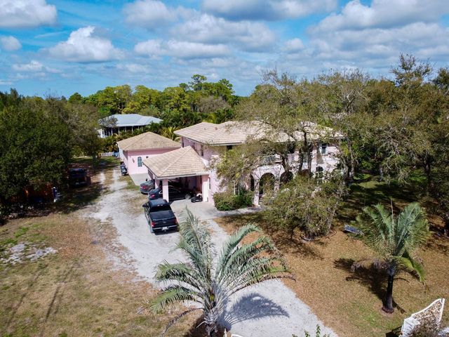 16975 83RD Place N, The Acreage, FL 33470