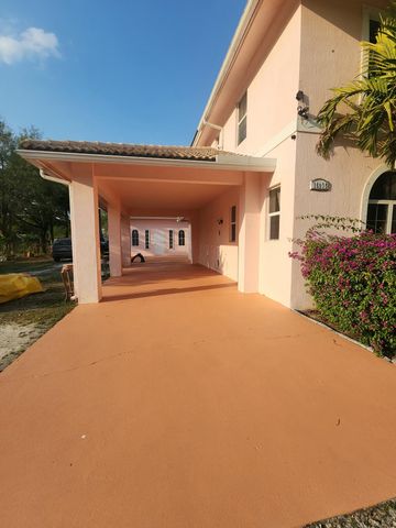 16975 83RD Place N, The Acreage, FL 33470