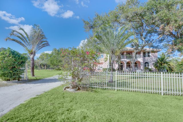 16975 83RD Place N, The Acreage, FL 33470
