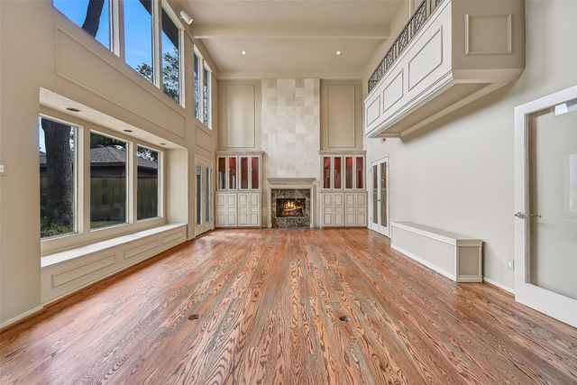 16503 Craighurst Drive, Houston, TX 77059