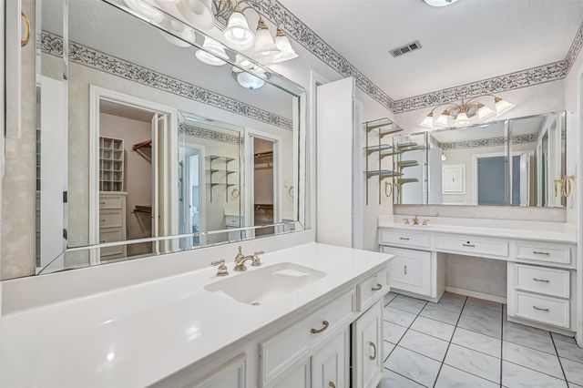 16503 Craighurst Drive, Houston, TX 77059