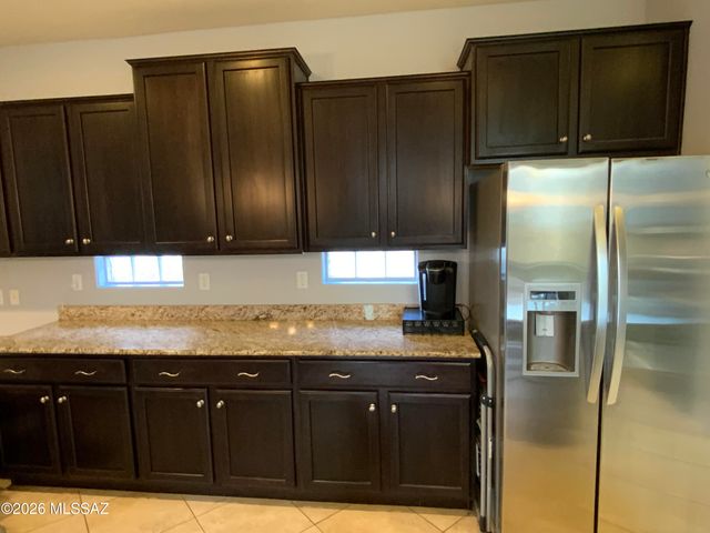 10263 S Black Surrey Drive, Vail, AZ 85641