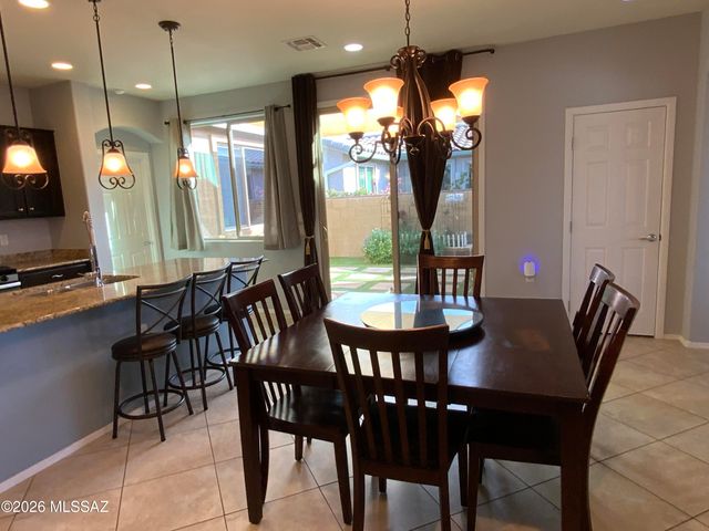 10263 S Black Surrey Drive, Vail, AZ 85641