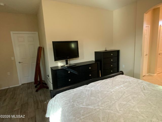 10263 S Black Surrey Drive, Vail, AZ 85641