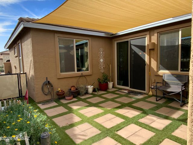 10263 S Black Surrey Drive, Vail, AZ 85641