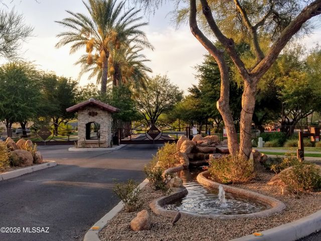 10263 S Black Surrey Drive, Vail, AZ 85641