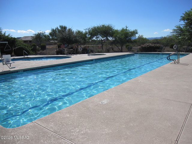 10263 S Black Surrey Drive, Vail, AZ 85641