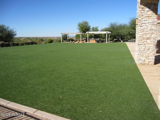 10263 S Black Surrey Drive, Vail, AZ 85641