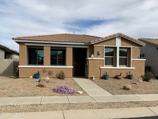 10263 S Black Surrey Drive, Vail, AZ 85641