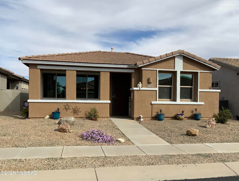 10263 S Black Surrey Drive, Vail, AZ 85641