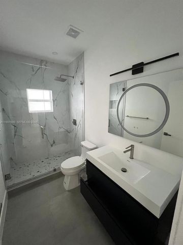 3431 NW 14th Ter, Miami, FL 33125