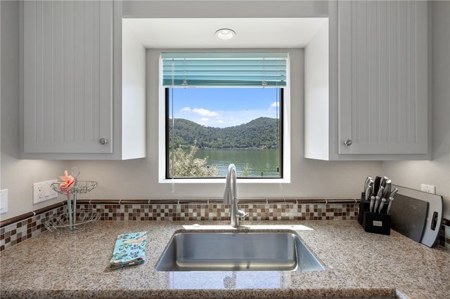 2998 Willow Road, Kelseyville, CA 95451