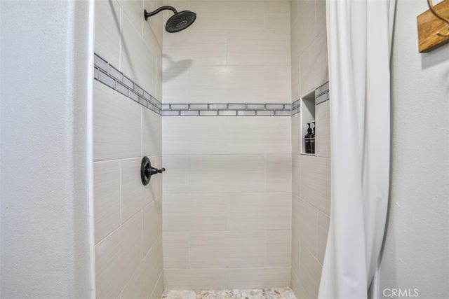 24833 Matterhorn Court, Crestline, CA 92325