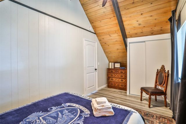24833 Matterhorn Court, Crestline, CA 92325