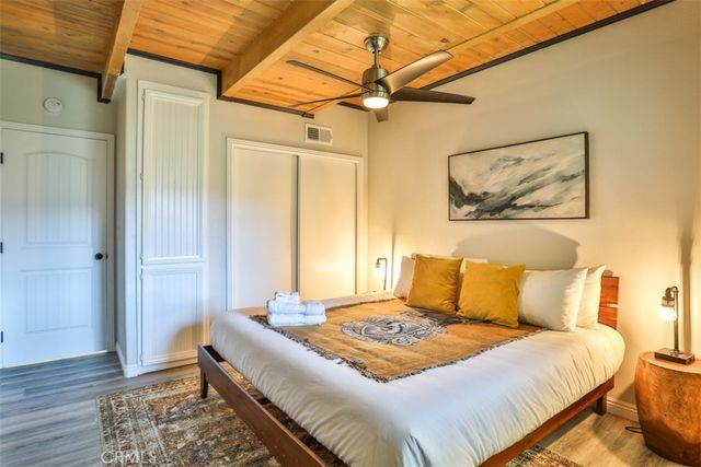 24833 Matterhorn Court, Crestline, CA 92325