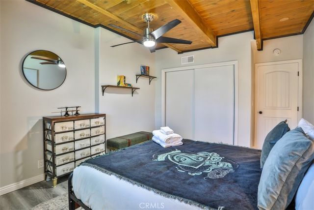 24833 Matterhorn Court, Crestline, CA 92325
