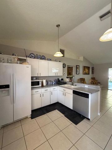 4120 SILVERMOON DRIVE, Plant City, FL 33566