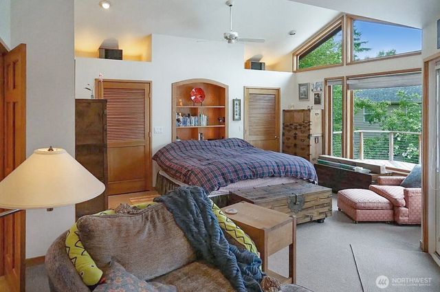 1702 99th Avenue NE, Bellevue, WA 98004