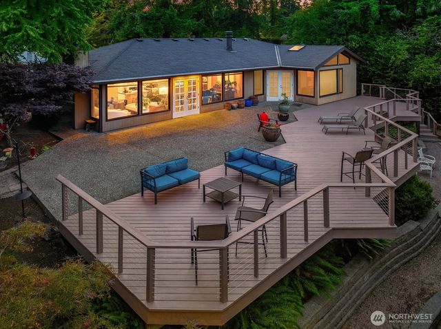 1702 99th Avenue NE, Bellevue, WA 98004