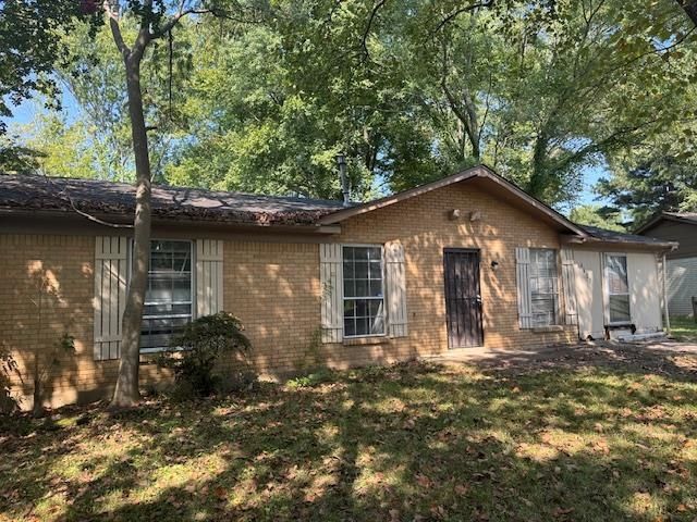 4627 CRYSTAL SPRINGS DR, Memphis, TN 38128