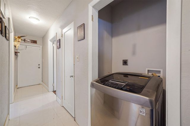 2126 Washington Street, Hollywood, FL 33020