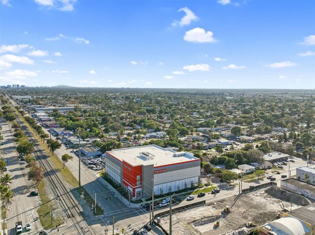 2126 Washington Street, Hollywood, FL 33020