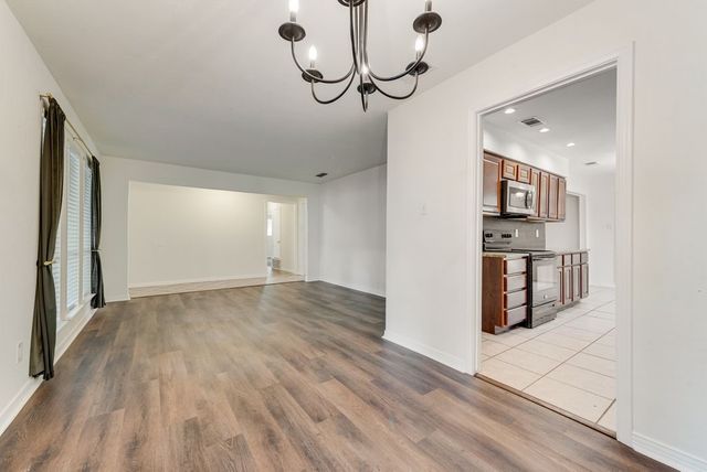 123 S Venice Drive, Duncanville, TX 75116