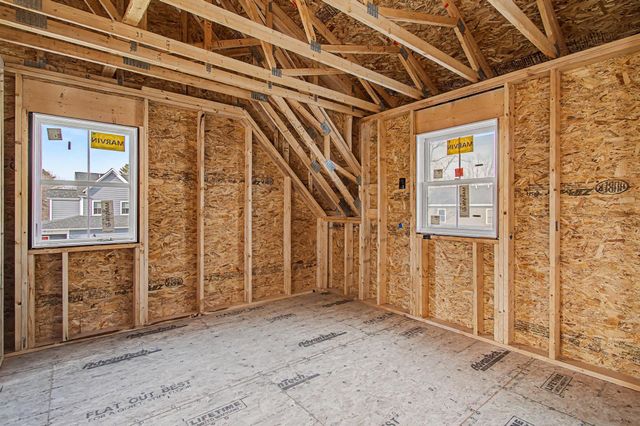 897 Falls Road, Shelburne, VT 05482