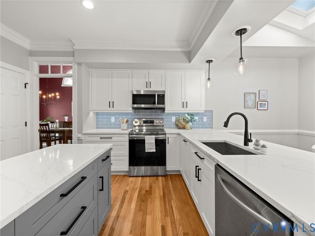 15724 Fire Light Pl, Moseley, VA 23120