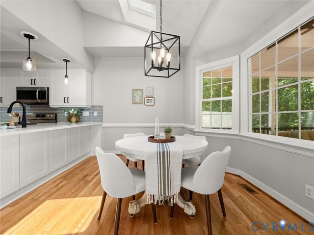15724 Fire Light Pl, Moseley, VA 23120