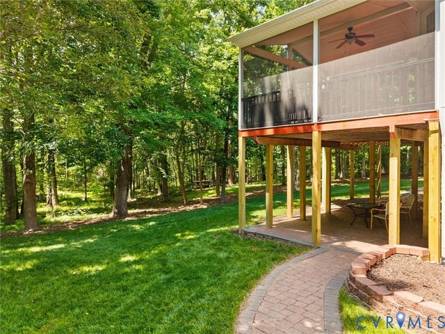15724 Fire Light Pl, Moseley, VA 23120