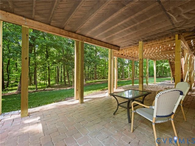 15724 Fire Light Pl, Moseley, VA 23120