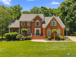 15724 Fire Light Pl, Moseley, VA 23120