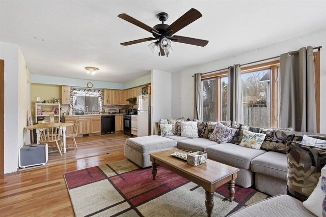 735 E FATHOM PLACE, Sturgeon Bay, WI 54235