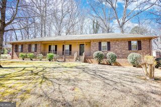 380 Hidden Valley Drive SE, Conyers, GA 30094