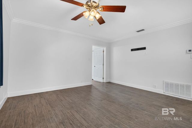 140 W 8th Avenue, Gulf Shores, AL 36542