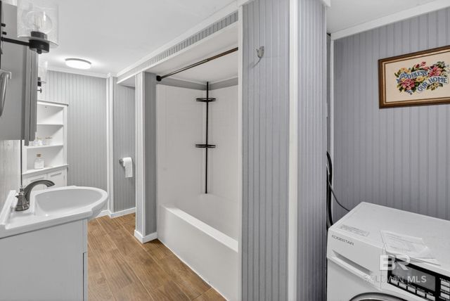 140 W 8th Avenue, Gulf Shores, AL 36542