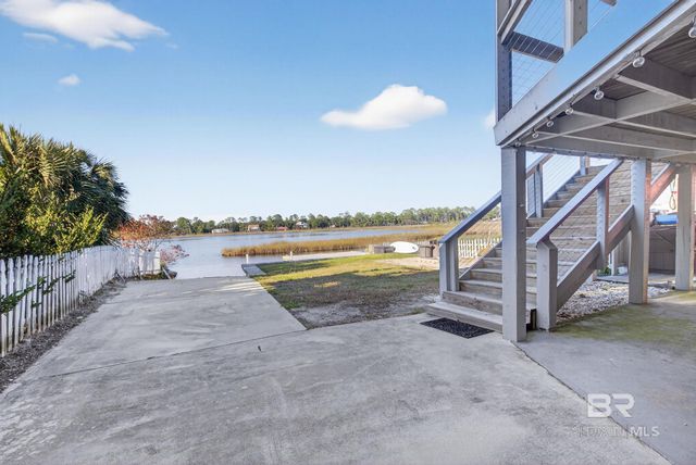 140 W 8th Avenue, Gulf Shores, AL 36542