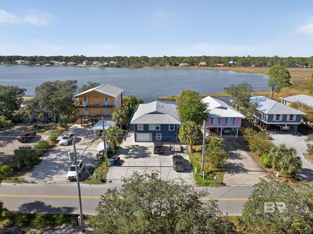 140 W 8th Avenue, Gulf Shores, AL 36542