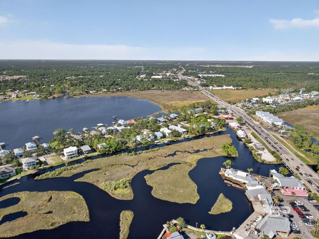 140 W 8th Avenue, Gulf Shores, AL 36542