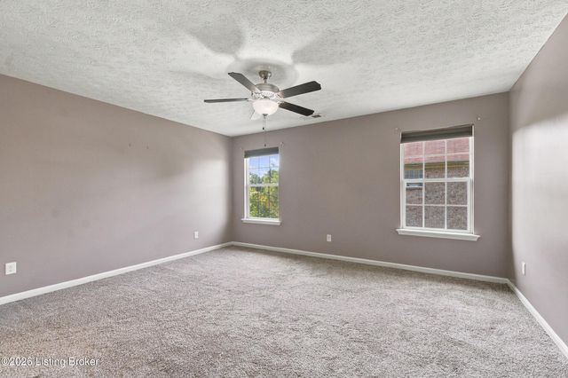142 Reserves Blvd, Shepherdsville, KY 40165
