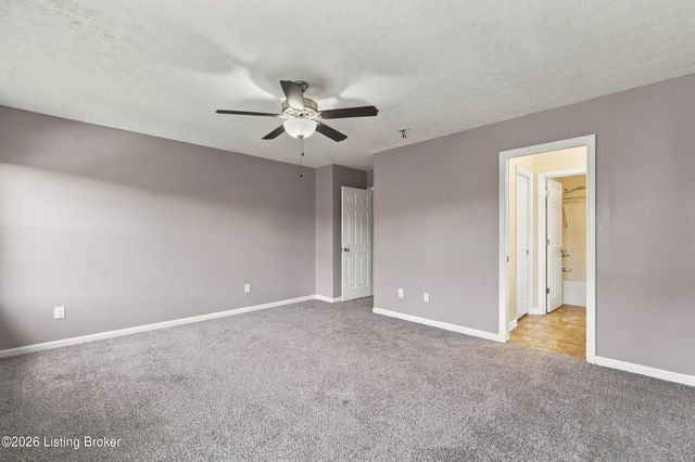 142 Reserves Blvd, Shepherdsville, KY 40165