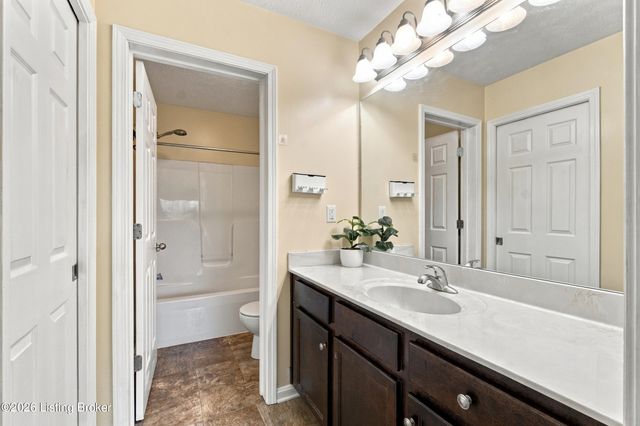 142 Reserves Blvd, Shepherdsville, KY 40165