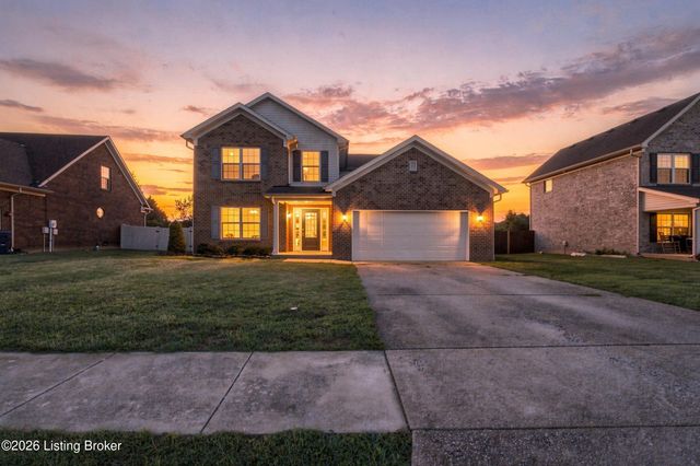 142 Reserves Blvd, Shepherdsville, KY 40165