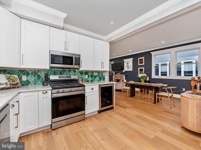 3016 THAYER ST NE, Washington, DC 20018