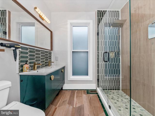 3016 THAYER ST NE, Washington, DC 20018