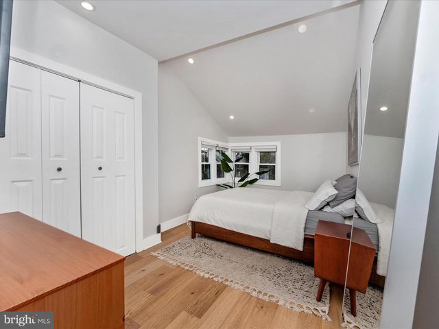 3016 THAYER ST NE, Washington, DC 20018